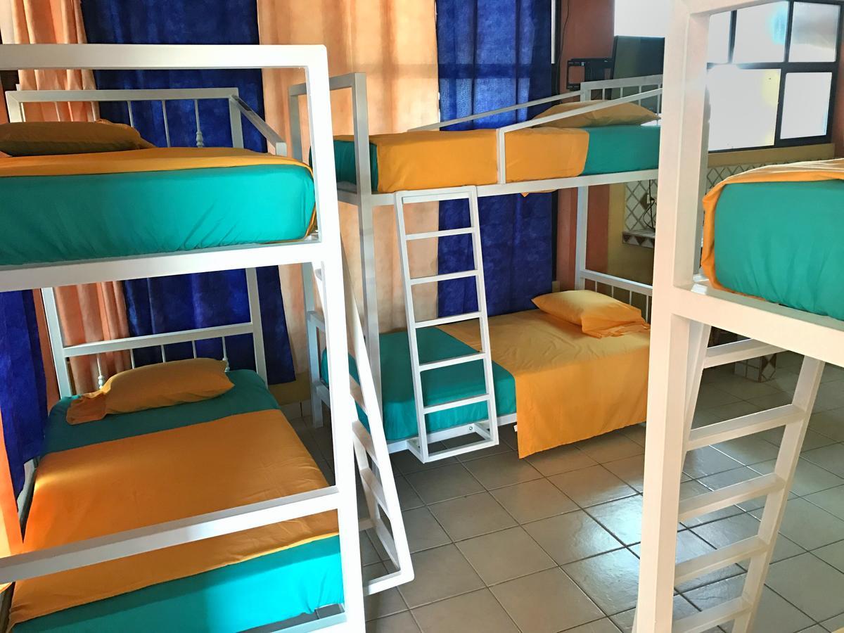 Sandy Toes Hostel Sámara Zewnętrze zdjęcie